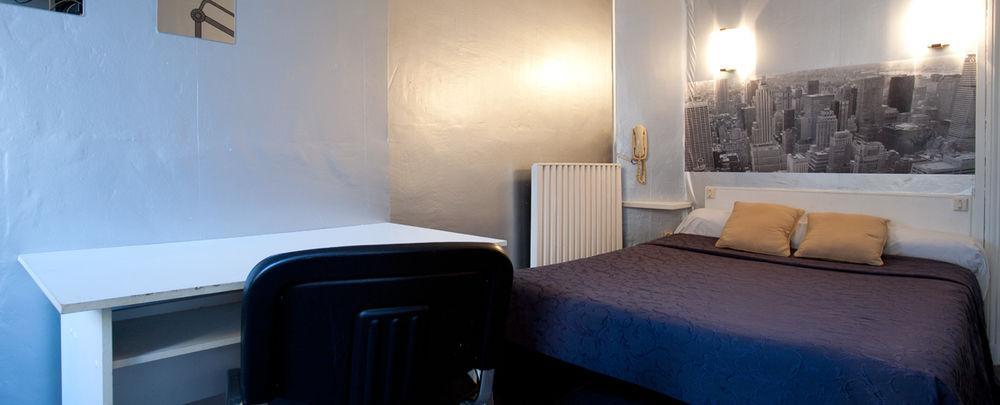 Hotel Le Parisien Reims Exteriör bild